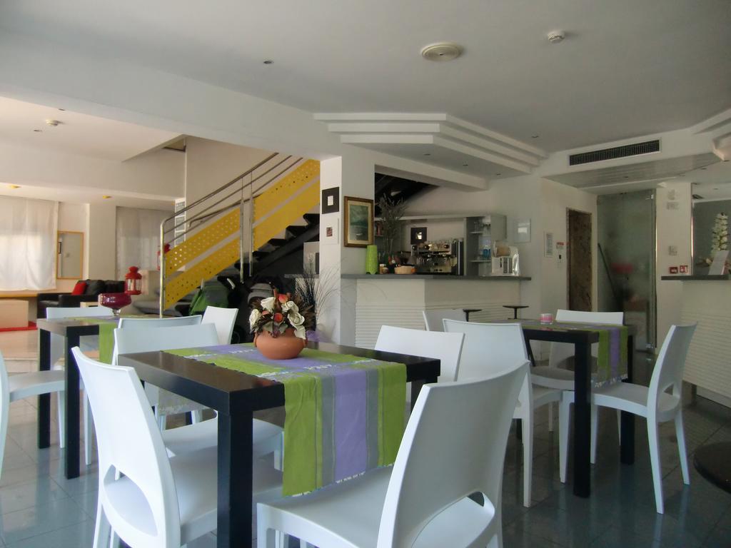 Hotel Desire' Riccione Exterior photo
